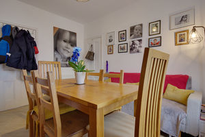 Dining Room- click for photo gallery